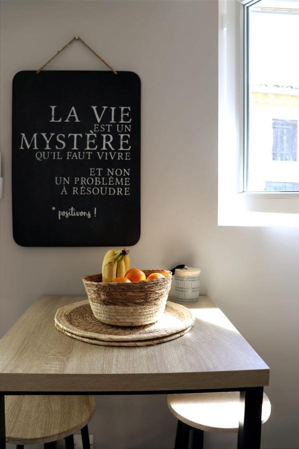 Proche D'Uzes La Terrasse Du Soleil Levant 콜리아스 외부 사진